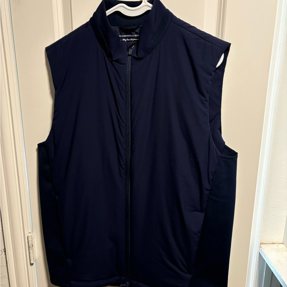 Men’s Size M Holderness & Bourne Navy Vest